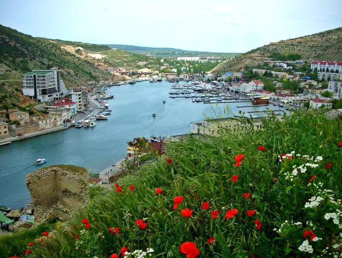 The town of Balaklava and its harbor